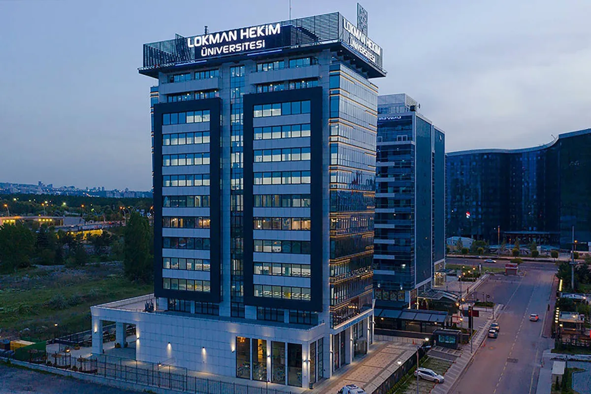 Lokman Hekim Üniversitesi